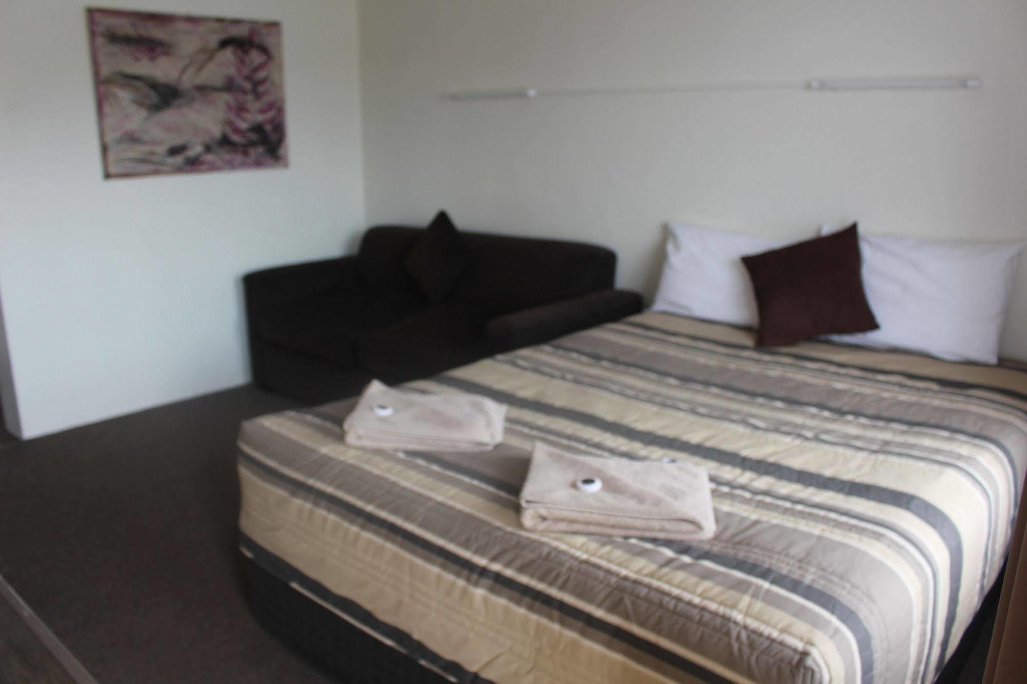 Centrepoint Motel Dubbo Buitenkant foto