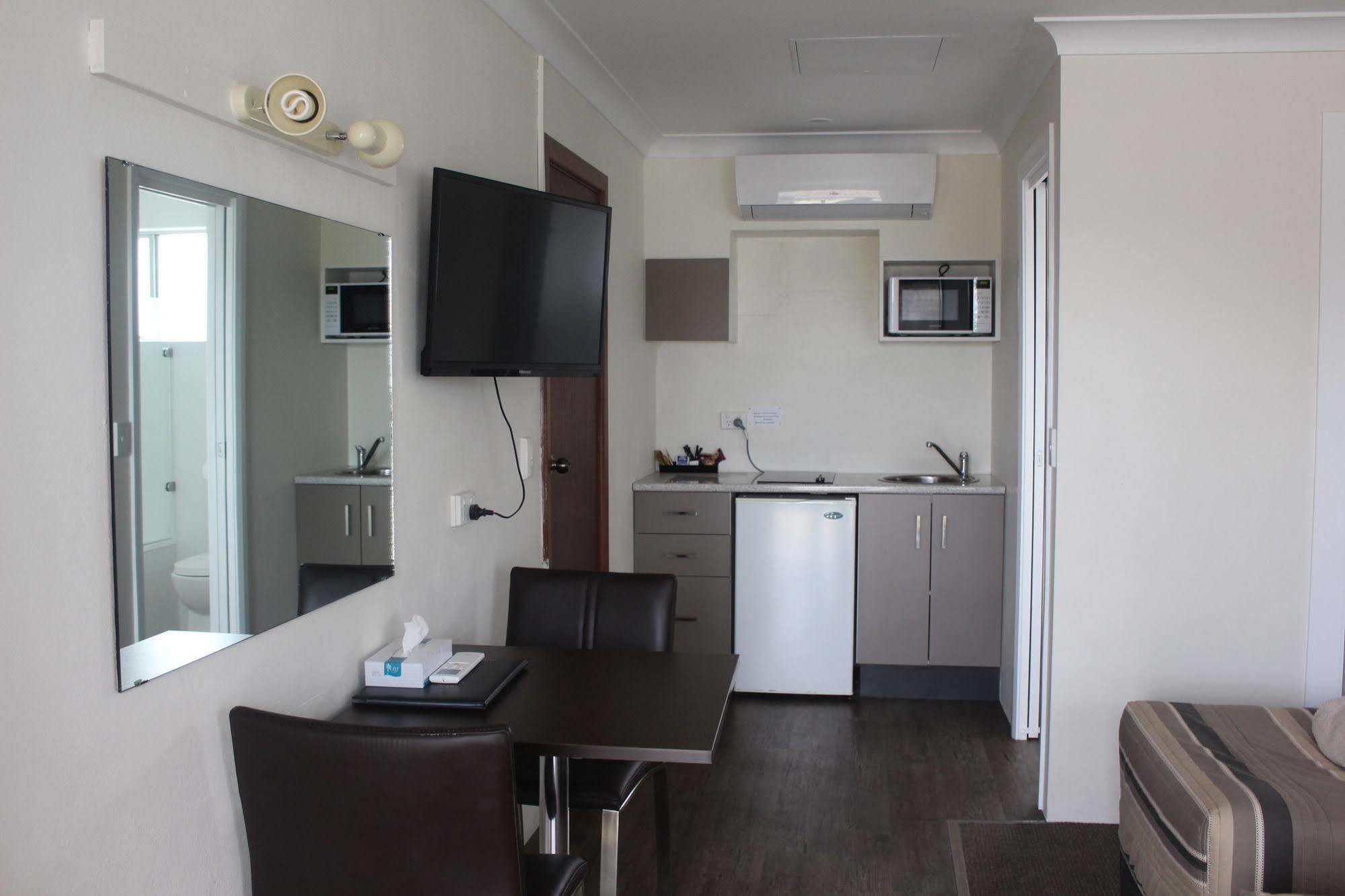 Centrepoint Motel Dubbo Buitenkant foto